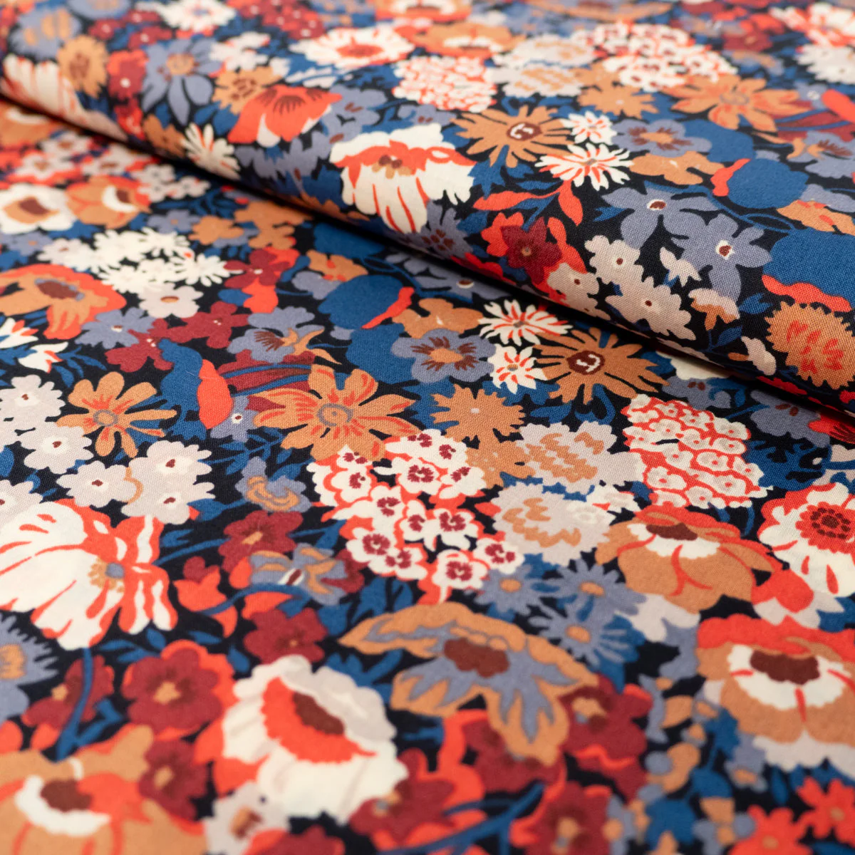 Liberty fabric THORPE - Burnt - Image 4