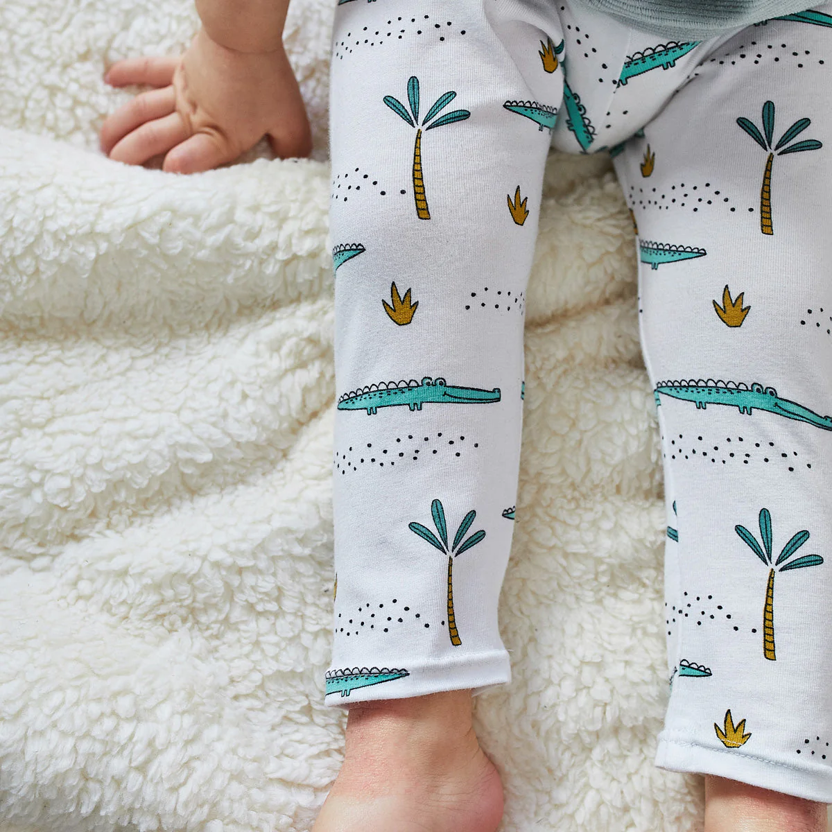 Sewing patterns book for babies "AT HOME" Paper book - Image 9